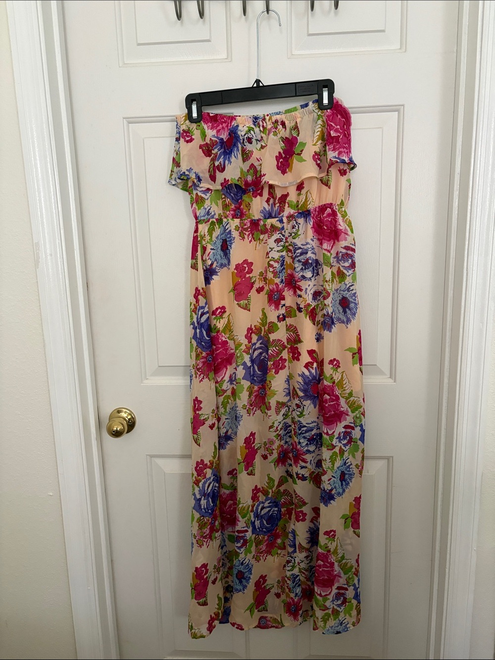 Floral Off-Shoulder Maxi Dress in Pink, Blue & Green - Picture 4 of 4